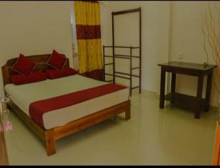 French Garden Eagle Wings Inn - 3