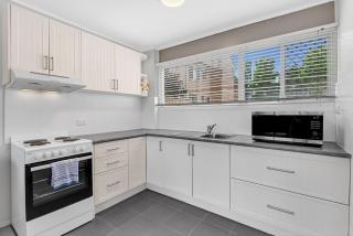 Waterfront 2-Bedroom Unit Walking to GC Convention - 5