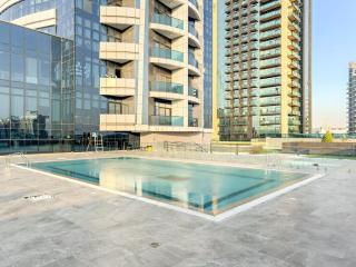 Studio Dubai, Cozy Luxury Stay Near Downtown Dining Shopping & Leisure - 0