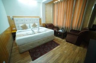 The Royal Vista - 4