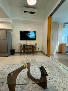 Modern Classic 1 Bedroom in Uptown BGC - Manila - 9
