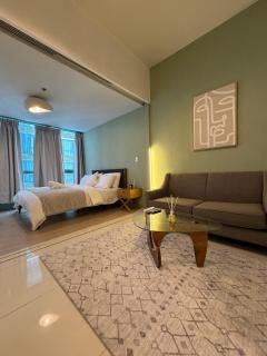 Modern Classic 1 Bedroom in Uptown BGC - Manila - 4