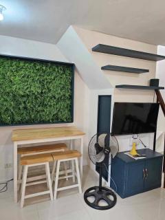 Blue House Near Davao Airport - 6