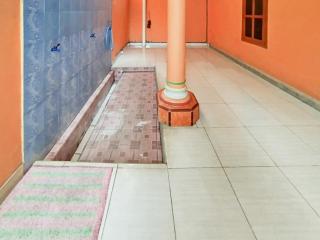 Bima Homestay Baluran Mitra RedDoorz - Bajulmati - 5