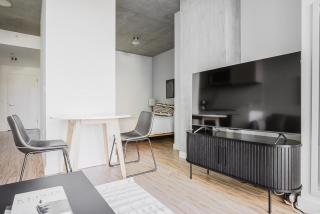 Blueground West Loop pool gym nr Willis CHI-1180 - 7