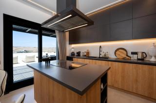 Mykonos Best Villa, Luxe Escape with Private Pool - Klouvas - 2