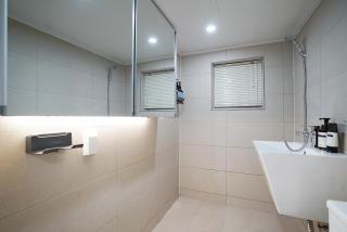 Sound Stay, 1 minute walk from Sillim Station, Netflix, 2 queen-sized beds, Hongdae 20 minutes, Remodeling - Seul - 1
