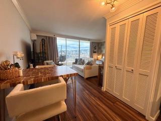 The Honu Hideaway Royal Garden condo - Honolulu - 4