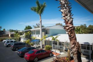 Regency Inn & Suites Sarasota - Sarasota - 9