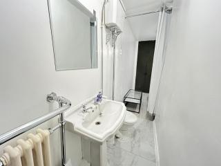 Nice 2 bedroom flat Wembley - Londra - 5
