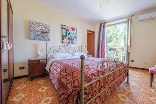 Holiday Home Tommaso e Martina - Savoca - 6