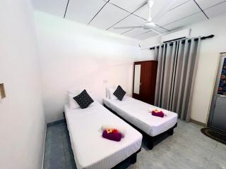 Bungalow By Tropical Villa - 0