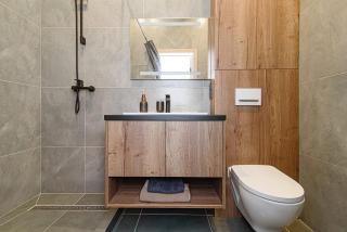 Centrally-Located apartment - 2
