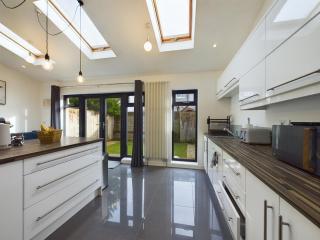 Marvelous Millar Street - Belfast - 7