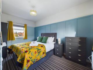 Marvelous Millar Street - Belfast - 9