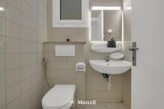 1BR Apartment in JLT 2km to JBR Beach & Blue Waters Dubai - 1