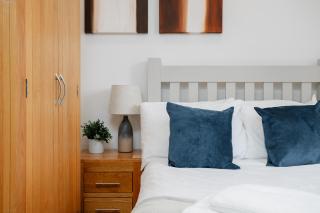 StarHost Residences - Central 3 Bed Apartment at Regents Court, Newbury - Newbury - 8