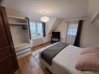 BERNAY Chambre avec salle d'eau privative et entrée indépendante - Bernay - 7