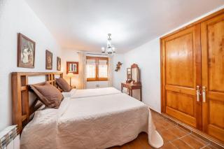 Casa con Piscina 1hr Barcelona - Jorba - 4