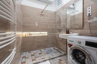 Rowena Holiday Home - Budapest - 9