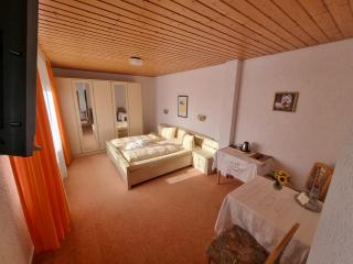 Auerhahn - Inn - Room without Breakfast - 2