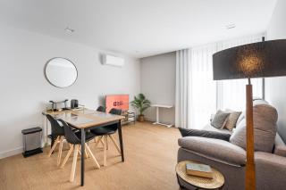 GuestReady - Modern Comfort in Central Aveiro - Aveiro - 0