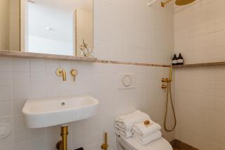 THE MODERNIST, Architecture experience - Faro - 2