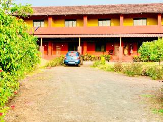 The Lighthouse Beach Resort - Dapoli - 1