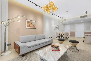 FIRST CLASS 1BR Downtown Lively Getaway - 5