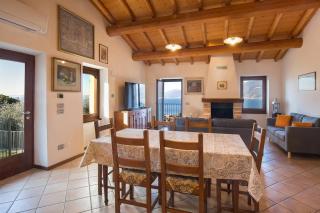 Villa Lucia Coi-Quiet and lake view - Torri del Benaco - 3