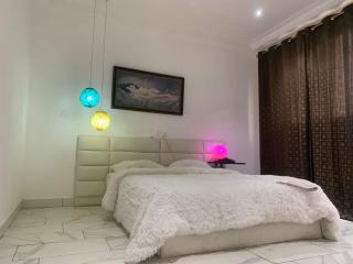 Two Bedrooms Upstairs - 6