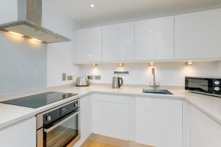 StarHost Residences - Spacious 1-bed in Ocean Village - Southampton - 7