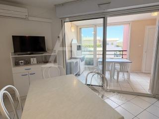 1 CHAMBRE, DERNIER ETAGE AVEC ASC, CLIM, RES AVEC PISCINE - Sète - 9