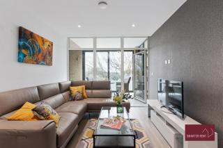 Two Bed Flat - Isleworth - London - 7