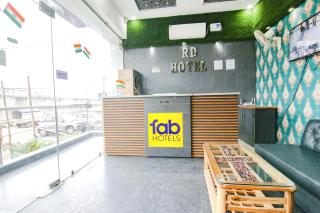 Hotel New RD - Zirakpur - 0