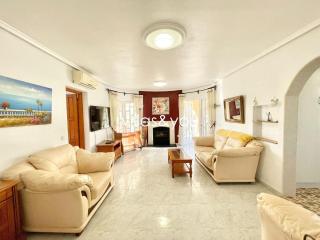 Villa Pilar Ciudad Quesada by Villas&You - Ciudad Quesada - 3