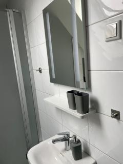 Appartement 1 - Einzimmerwohnung mit Küche und Bad - 3