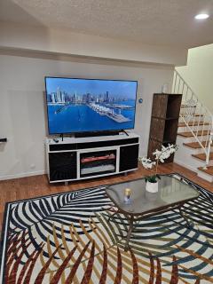 Exquisite Haven - Des Plaines - 1