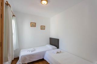 Villa Noelia - Magnificent Sea Views & Close to the beach - 1