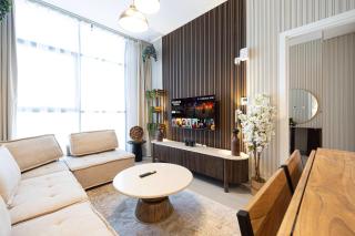 1BR Wanderlust Apartment by Blue Cloud Holidays - - 0