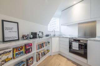 Beautiful Central Apt - With Parking - Cambridge - 0