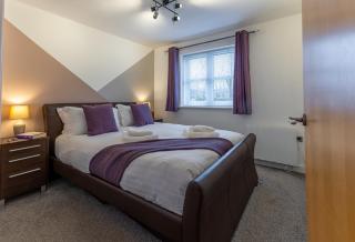 Newly Refurbed Warwick Apt 2BR Sleeps 3 Free Parking - Warwick - 5