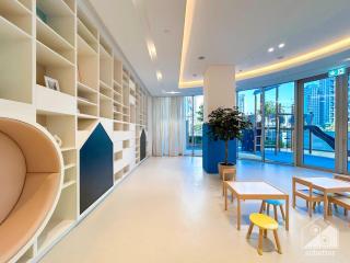 Luxurious 1BR at Grande Downtown with Iconic Views - 3