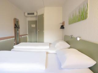 B&B HOTEL Düren - Düren - Eifel - 4