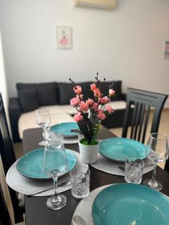 Roses Apartment - Golem - 0