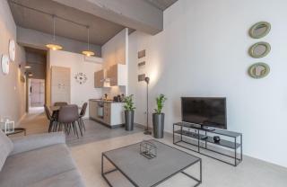 Sliema Modern-Retro Chic Style Home by the Sea - Sliema - 0
