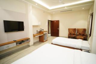 Hotel City Grand Varanasi - Varanasi - 6