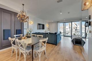 DEO PLAZA Premium Suites, Riverside & Radisson SPA by Downtown Apartments - Danzig - 8