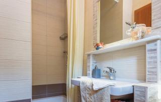 StoneBliss Holiday Home - 1