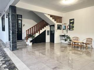 Coastal Escape Apartment - 1
